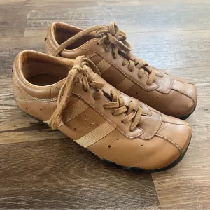 Diesel Y2K tan leather shoes 8.5