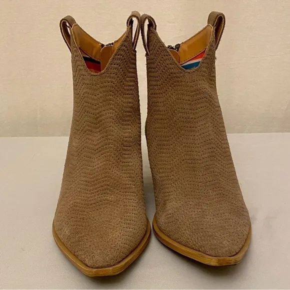 Dingo Women’s Kuster DI 114 Booties Ankle Boots Suede Leather Western Cowgirl 8