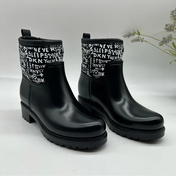 DKNU women’s Rainy graffiti Cold Weather Ankle Winter &amp; Snow Boots size 6 NEW