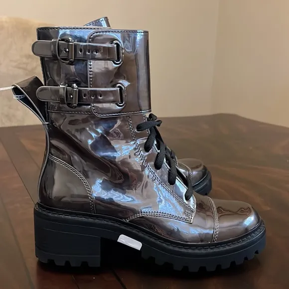 DKNYBART COMBAT BOOT BUCKLE - Lace-up ankle boots