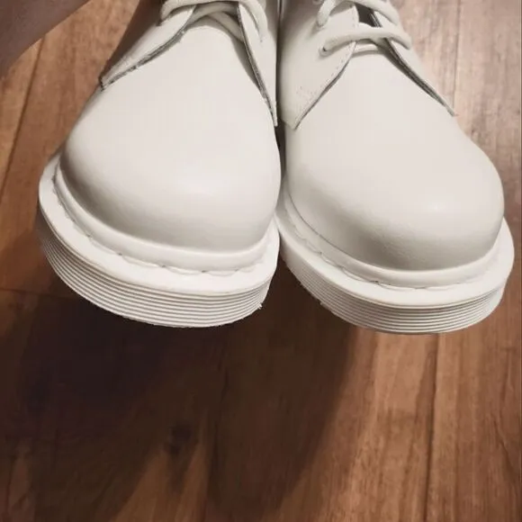 Dr. Martens 1461 For Pride Smooth Leather Oxford Shoes White Size 5 M 6 W