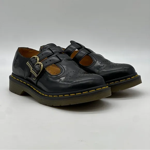 Dr. Martens Black Leather Buckle Shoes. Size 7