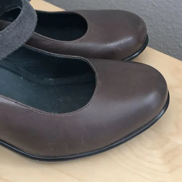 Dromedaris Nadia Leather Heeled Mary Jane Shoes