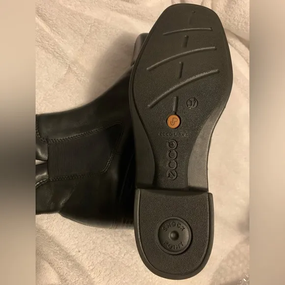 ✨⚡️💥Ecco light ankle boots black leather gusset sides shock point Sz 37