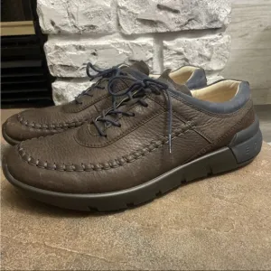 ECCO Men's Brown Leather Shoes size 11-11.5