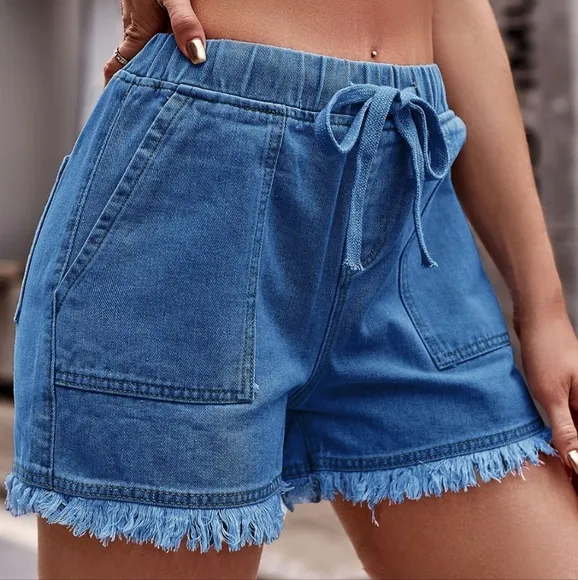 Effortlessly Cool Raw Hem Denim Shorts - Peacock B
