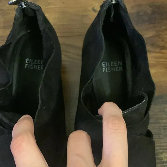 Eileen Fisher leather cruster crisscross black shoes Size 9