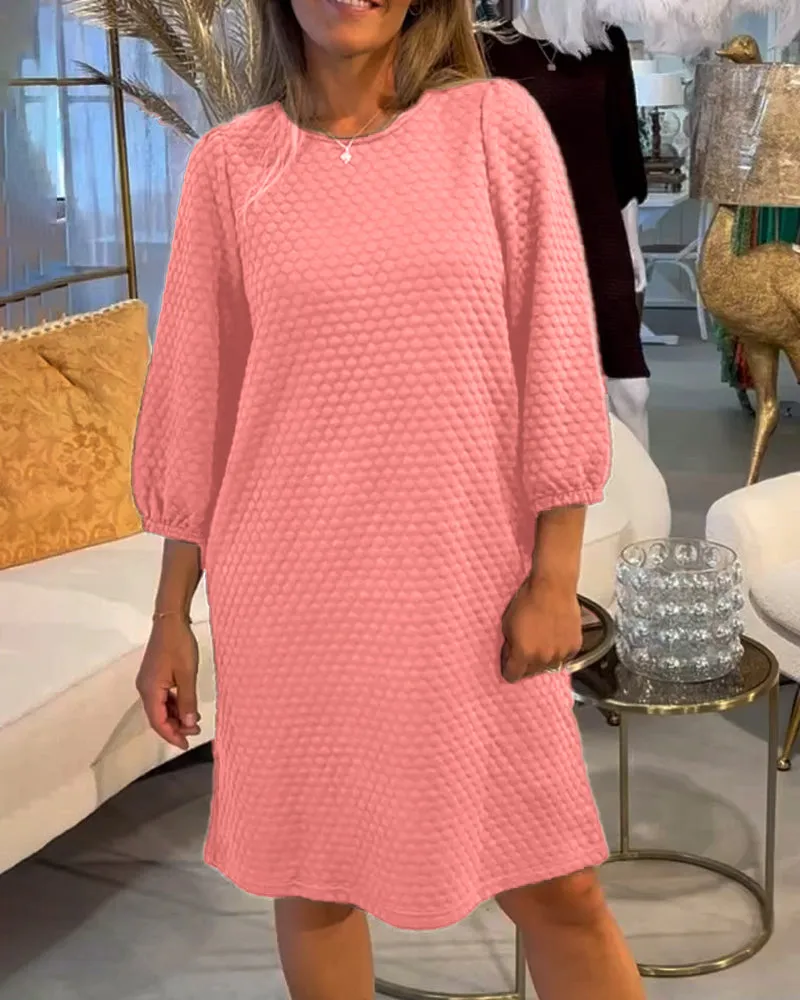 Elegant Knee-Length Dress with Puffed Sleeves