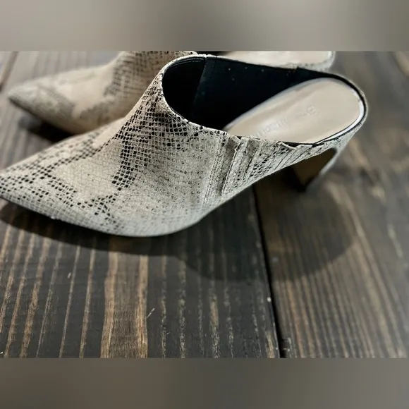 Enzo Angiolini Snake Reptile Print Mules Sz 9.5