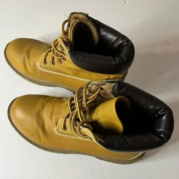 Esprit Women’s Tan Lace-Up Work Boots Size 7.5