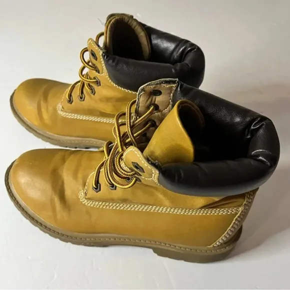 Esprit Women’s Tan Lace-Up Work Boots Size 7.5