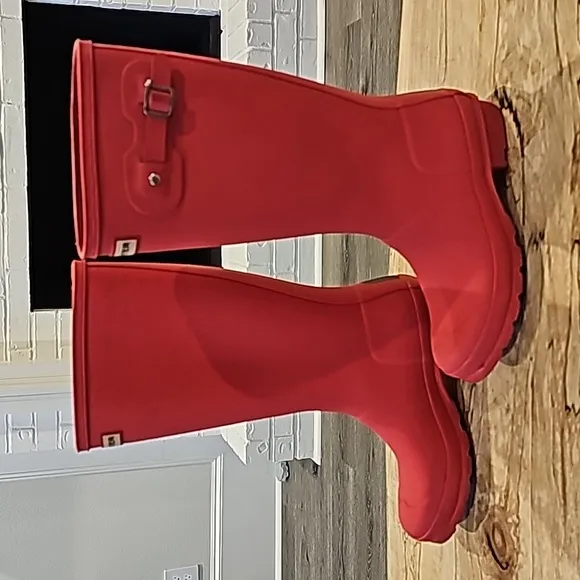 EUC HUNTER: Kids Tall Rain Boots (Size 5G)