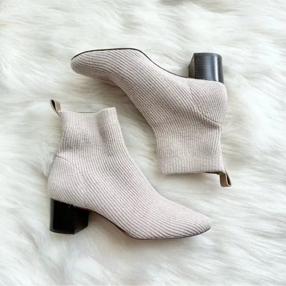 Everlane The Glove Boot in Oatmeal Wool Size 8
