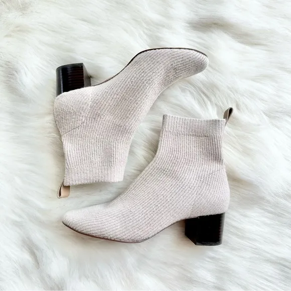 Everlane The Glove Boot in Oatmeal Wool Size 8