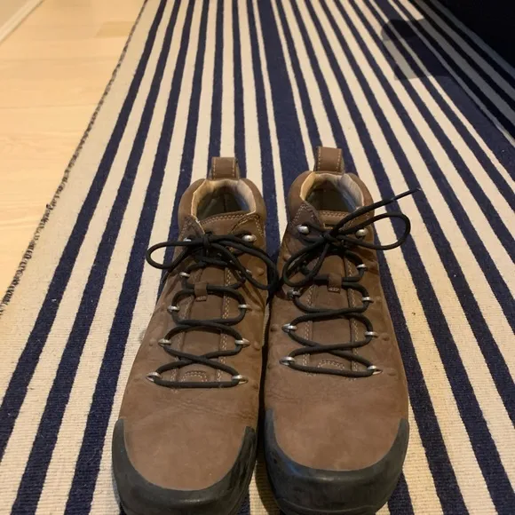 Excalibur Womens Hiking Boots -Vibram Walking Shoe