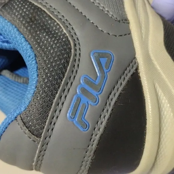 Fila Grey &amp; Blue Lace-up Boy's Sneakers - Kids footwear - Back to School,  2.5