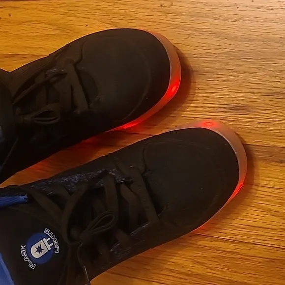 Flash Lights Boys Size 6 Shoes