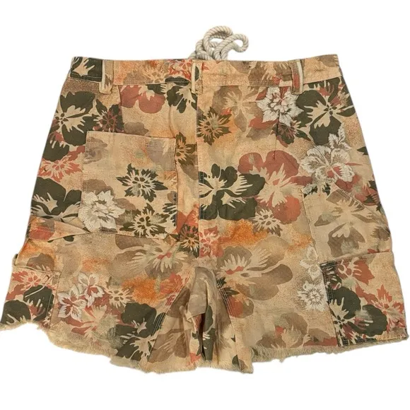 Free People Riptide Canvas Shorts in Tropical Combo Size M. NWT