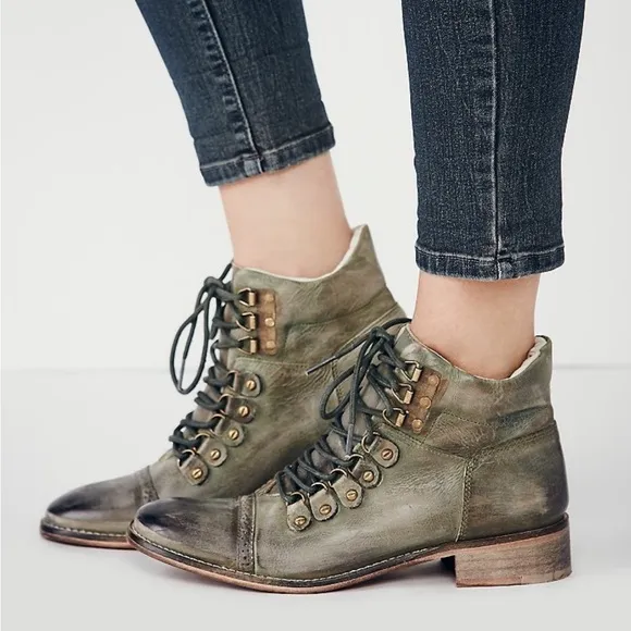 Free People Ventura Green Lace Up Hiking Boots Size 39 US 8 1/2