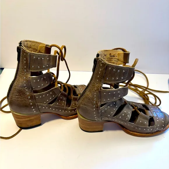 Freebird Hazel Leather Laceup Boots/Shoes, Gray Size 7 Block Heel Country Core