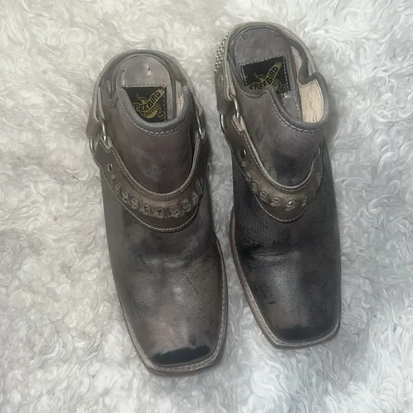 Freebird Traine Stone Gray Leather Shoes size7