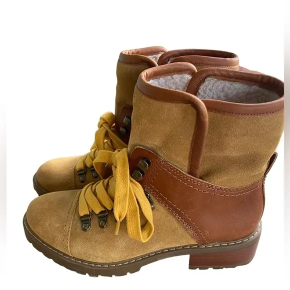 Frye and Co. Anise Brown Suede Leather Hiking Boots Women 6.5 Sherpa Lined Laces
