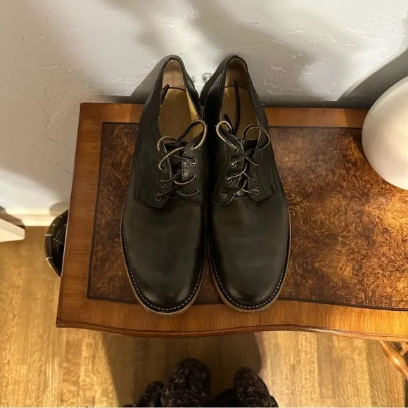 Frye Shoes Leather Lace Up Black with Non Slip Rubber Soles Size 11 D