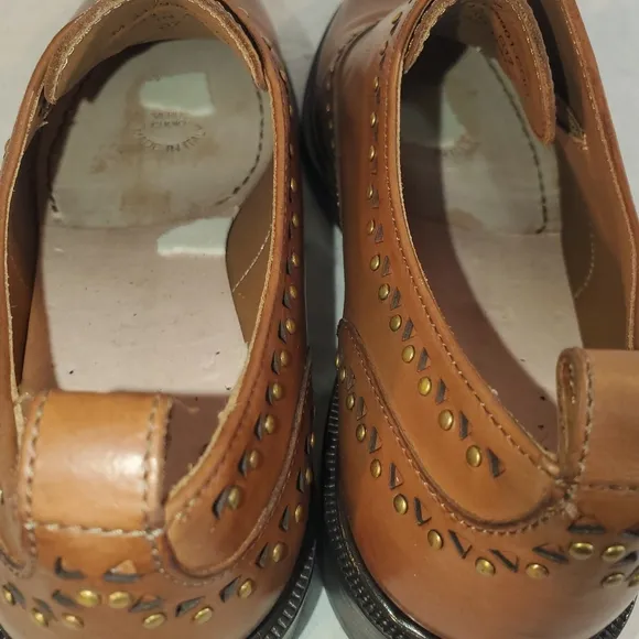FRYE Women's 37 Annie Stud Oxford Brown Leather Shoes *Missing Insoles* New