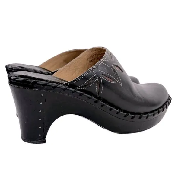 Frye Women’s Black Charlotte Leather Clog Shoes