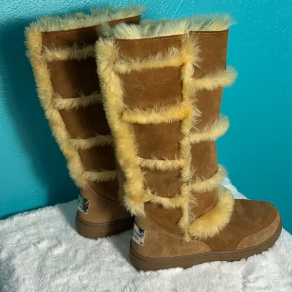 Fur boots sz:6