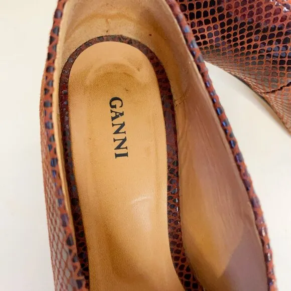 Ganni Doris Leather Heel | Smoked Paprika Block Pump | Red Orange Embossed