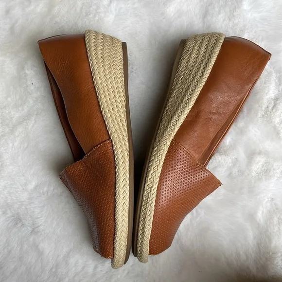 Gentle Souls Lydia leather espadrille shoes