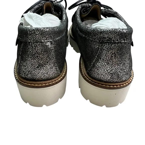 G.H. Bass Wallace Lug Women’s Size 6 Silver Leather Loafer Shoes