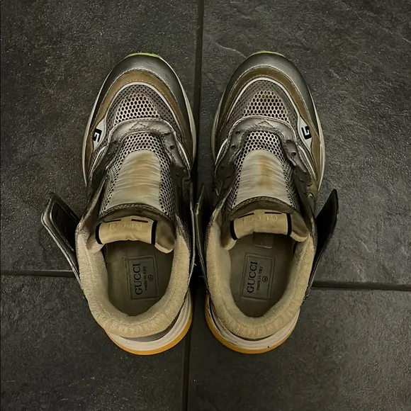 Gucci Men's Black and Gray Sneakers