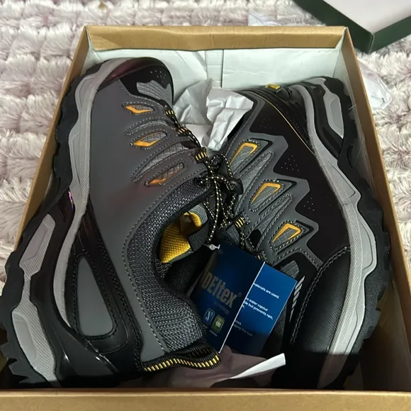 Highland Creek Trail Bound - Men's Lightweight Lace-Up Durable Hiking Shoes