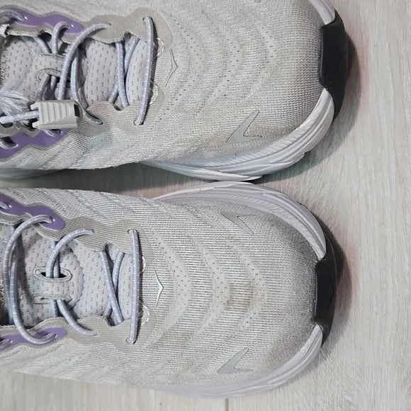 Hoka One One Women's Arahi 6 Athletic Running Shoes Sneakers Sz 7B