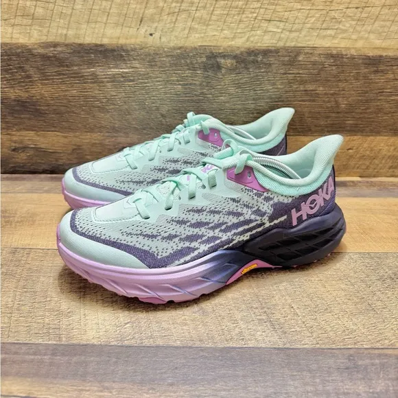 Hoka One Speedgoat 5 Vibram Sole Athletic Running Hiking Shoes Size 8B Women’s