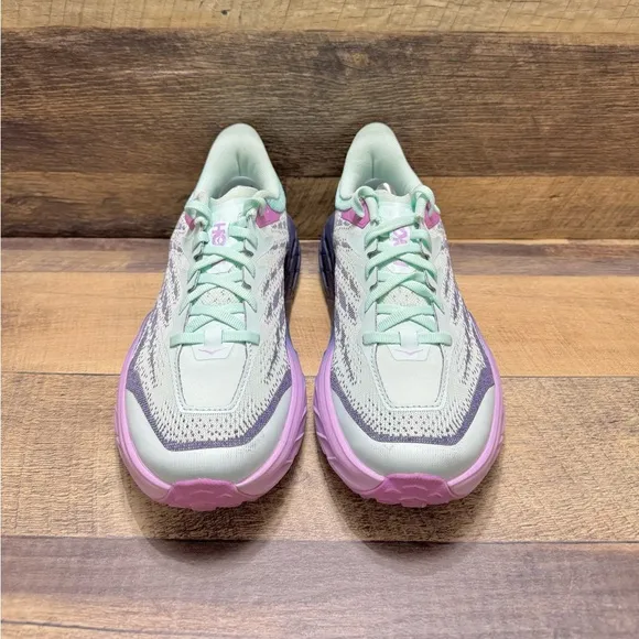 Hoka One Speedgoat 5 Vibram Sole Athletic Running Hiking Shoes Size 8B Women’s