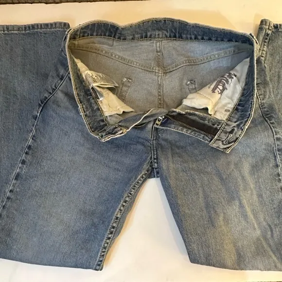 🌟HP🌟Levi’s 502 Taper Light Wash Denim Stretch Jeans 29 x 30