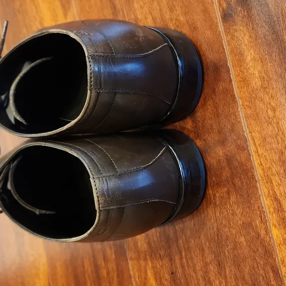 Hugo Boss Leather Shoes size 11
