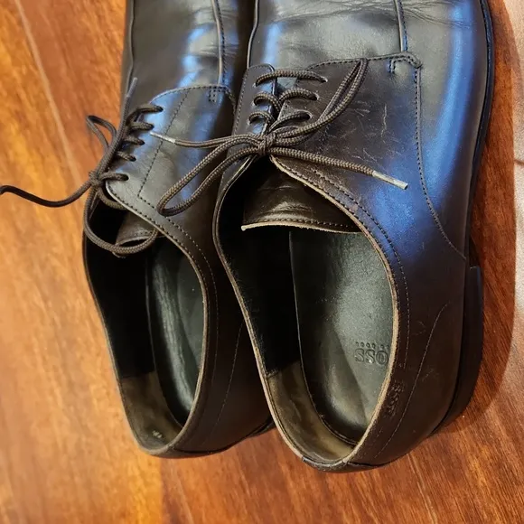 Hugo Boss Leather Shoes size 11