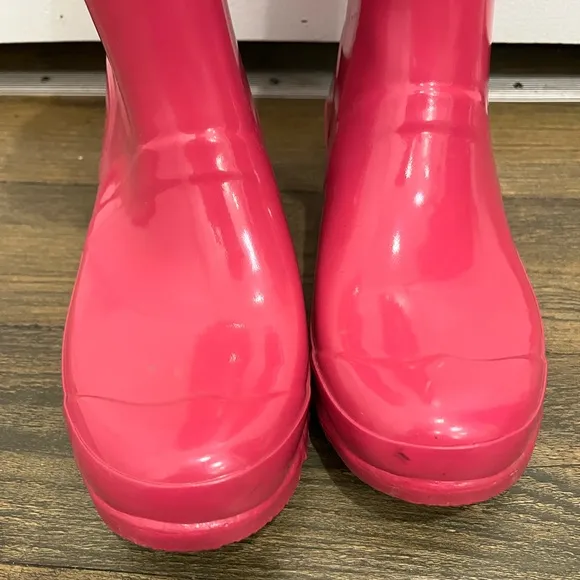 Hunter Pink Original High Gloss Wellington Rain Boots Sz. 3