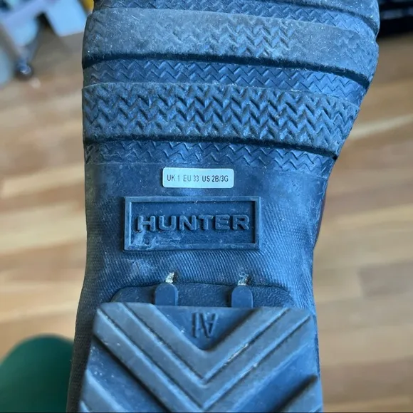 Hunter Rain Boots, Size 2- Black, kids