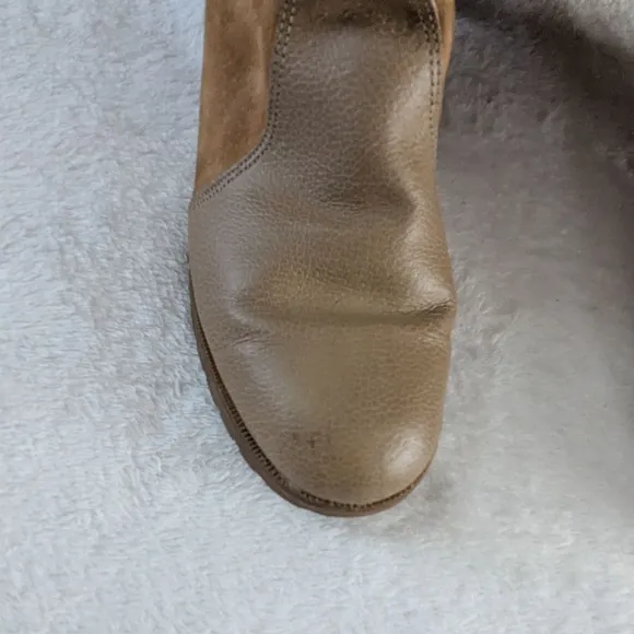 Hush Puppies Vintage 1970s Suede Sherpa Brown Boots Size 10M