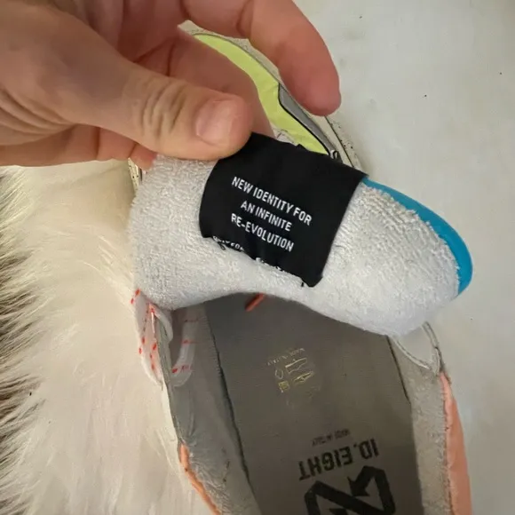 ID. EIGHT Sneakers never worn US 11.5, EU 45.