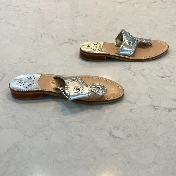 Jack Rogers Navajo Hamptons Sandal In Silver Sz 6- NIB
