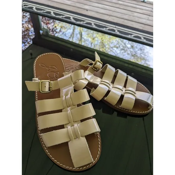 J.CREW Size 7.5  Fisherman Sandals Shiny Spazzolato Leather Light Beige Beach