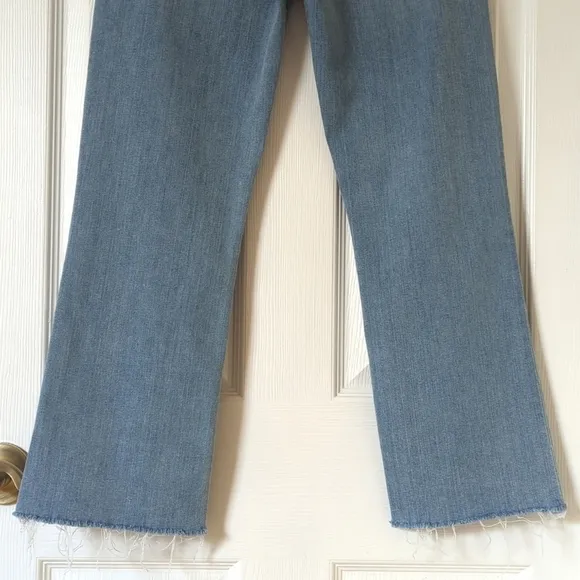 Joe's Jeans Classic Light Wash High Waisted Cropped Raw Hem Boot Cut Jeans 27