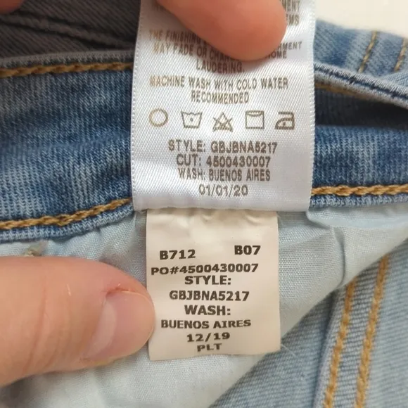 Joe's Jeans Classic Light Wash High Waisted Cropped Raw Hem Boot Cut Jeans 27