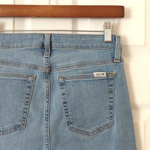 Joe's Jeans Classic Light Wash High Waisted Cropped Raw Hem Boot Cut Jeans 27